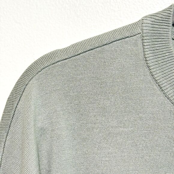 DKNY Boxy Sequin Pocket Sweater Sz Large Sage Green Crop Crewneck - Picture 3 of 8